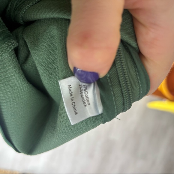 Tuckernuck Forest Green Cropped Pants - Picture 10 of 16